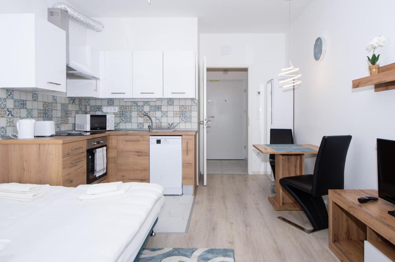 Waterfront City Apartments By Urbanrent Budapest Ngoại thất bức ảnh