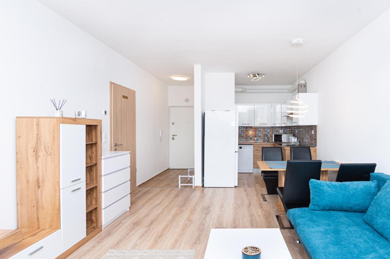 Waterfront City Apartments By Urbanrent Budapest Ngoại thất bức ảnh